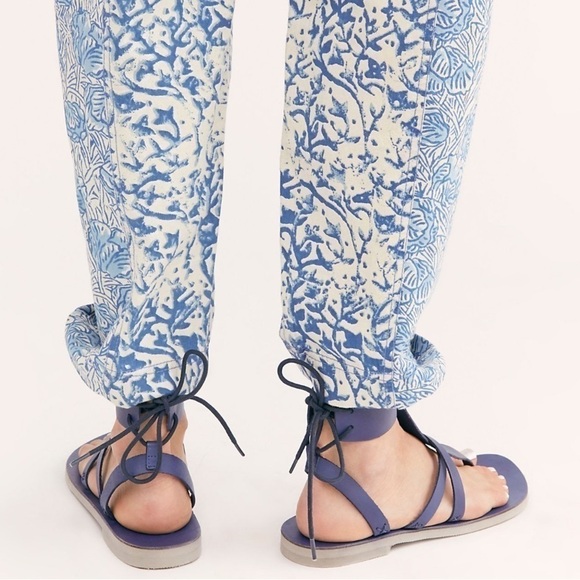 FREE People Denim Blue Leather Vacation Day Wrap Sandal size 38.5 - Picture 8 of 9